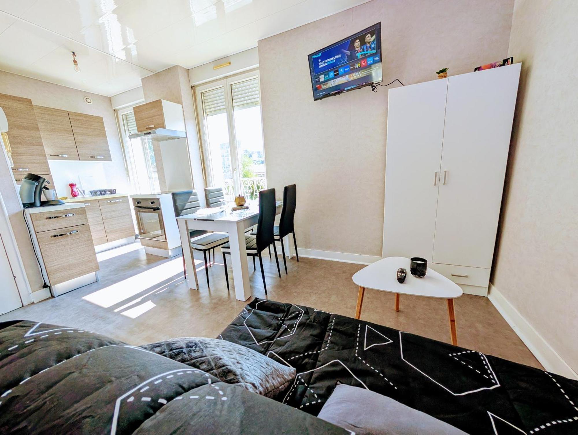 Grands Maillochon Acces Gare De Et Centre A Pieds Appartement